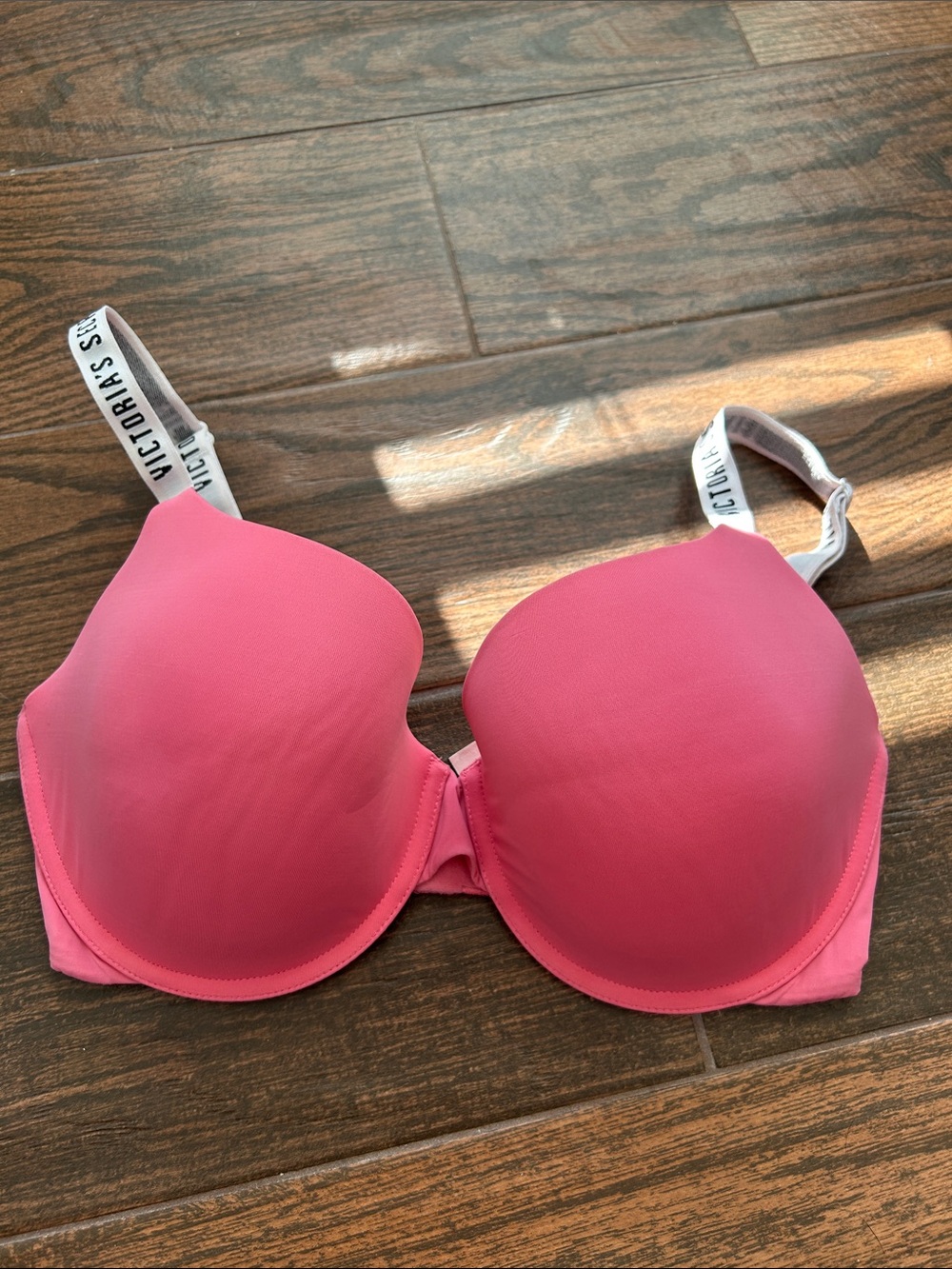 Victoria's Secret Coral Pink T-Shirt Bra with Branded Straps